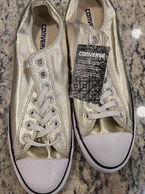 NWT Rare Gold Metallic Low-Top Converse Chuck Taylor All Star Unisex 153181F